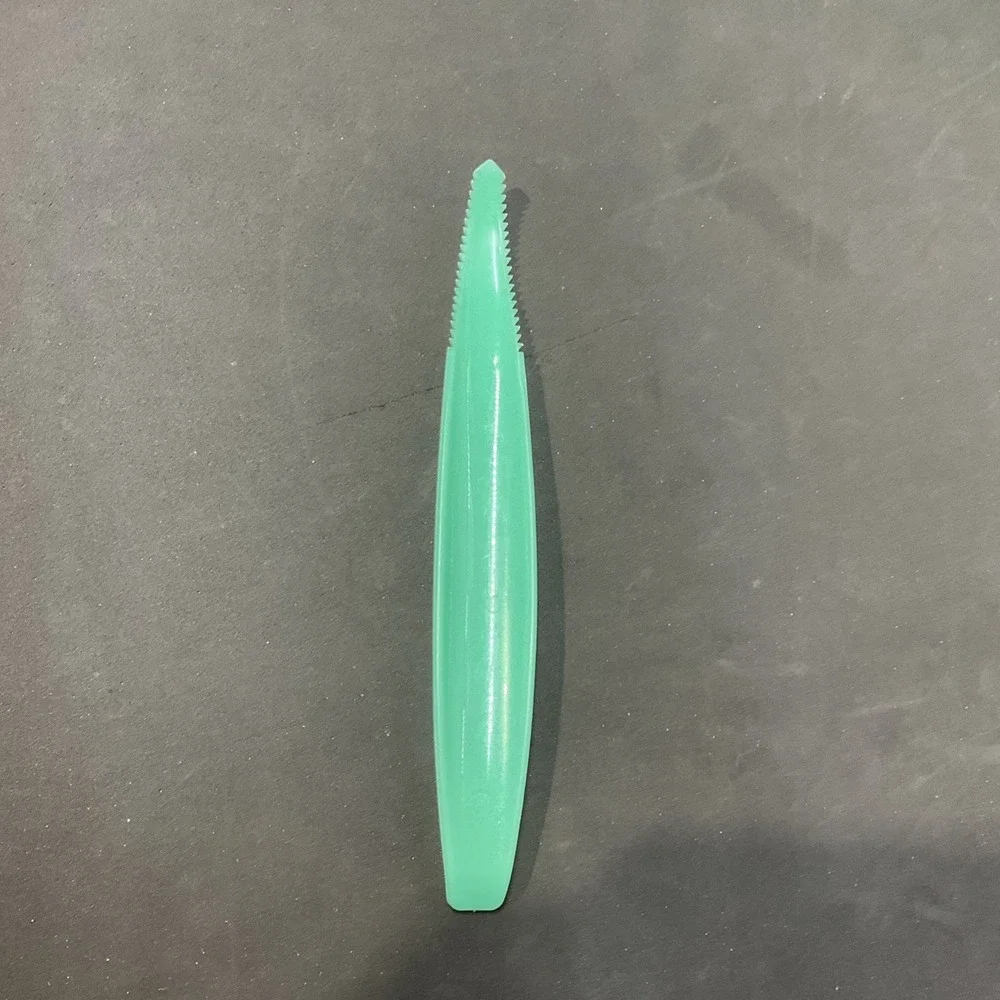 Tupperware Crisp It 1424 Lettuce Keeper Jadeite Green W, Dome Lid Spike & core
